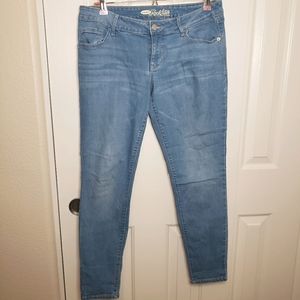 Old Navy Rockstar Skinny Jeans